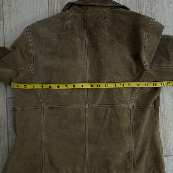 100% Leather Jacket - Picture 8 of 8